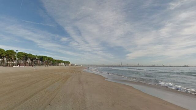 Imatge de la platja de la Pineda (Vila-Seca)