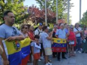 Salou realitza un minut de silenci en memòria de les víctimes del terratrèmol a Veneçuela